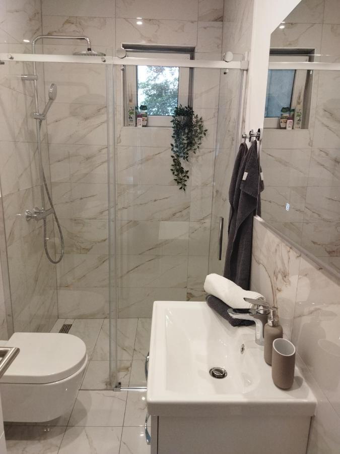 Apartman Na Jezeru Zagreb Buitenkant foto